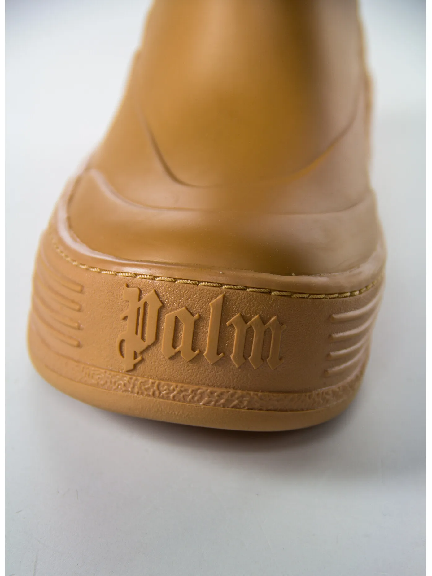     -PALM ANGELS    -SCARPA RUBBER SNOW-