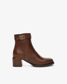 NeroGiardini Tronchetto I411013D-412 in pelle marrone